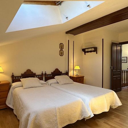 Casa Rural Las Condesas Santo Domingo De Silos Eksteriør billede